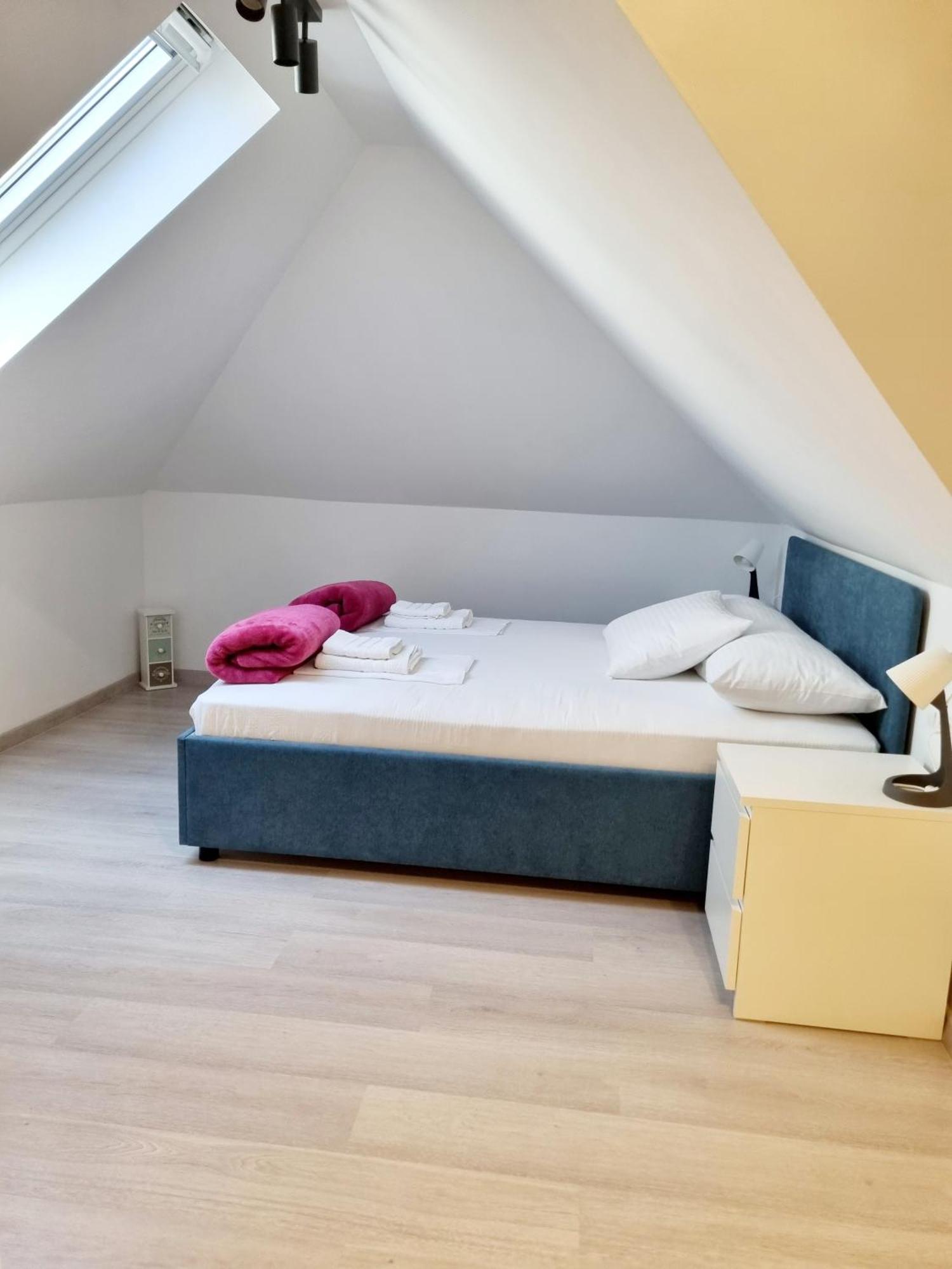 Marich Homestay Ragusa Esterno foto
