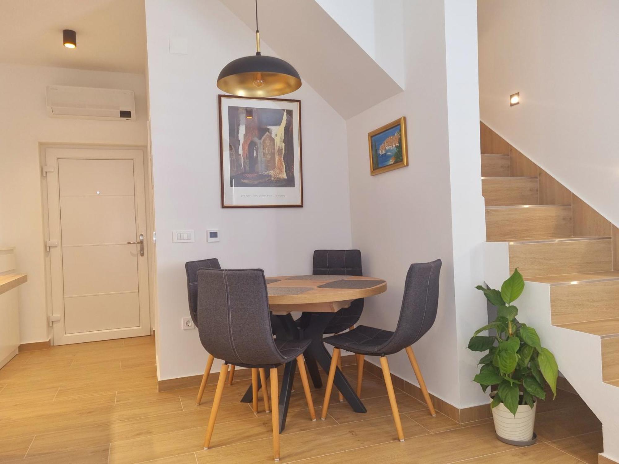 Marich Homestay Ragusa Esterno foto